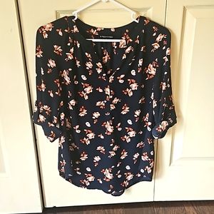 Small floral navy blouse, great for spring!